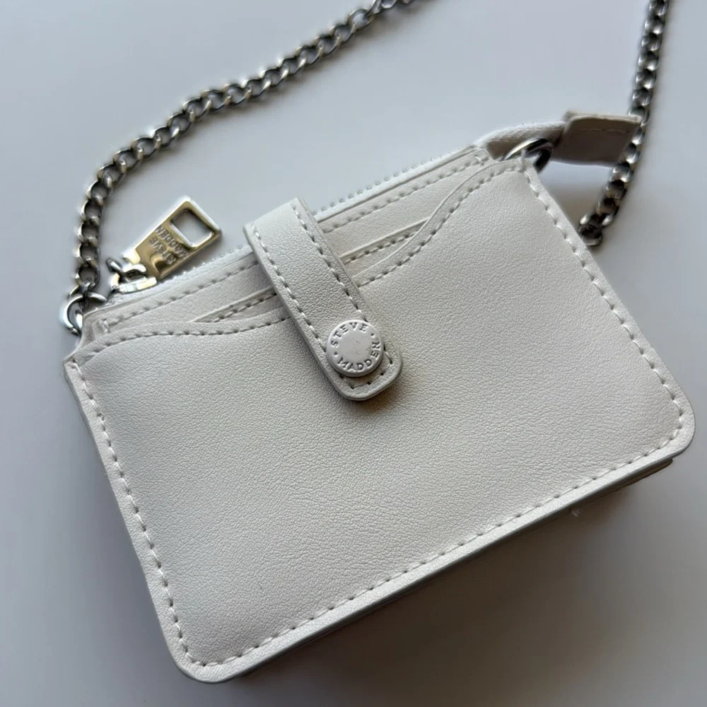 Steve Madden White Micro purse with crossbody chain - Picture 2 of 10